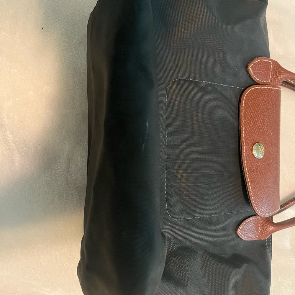 Small well-loved navy Longchamp bag - Picture 2 of 3